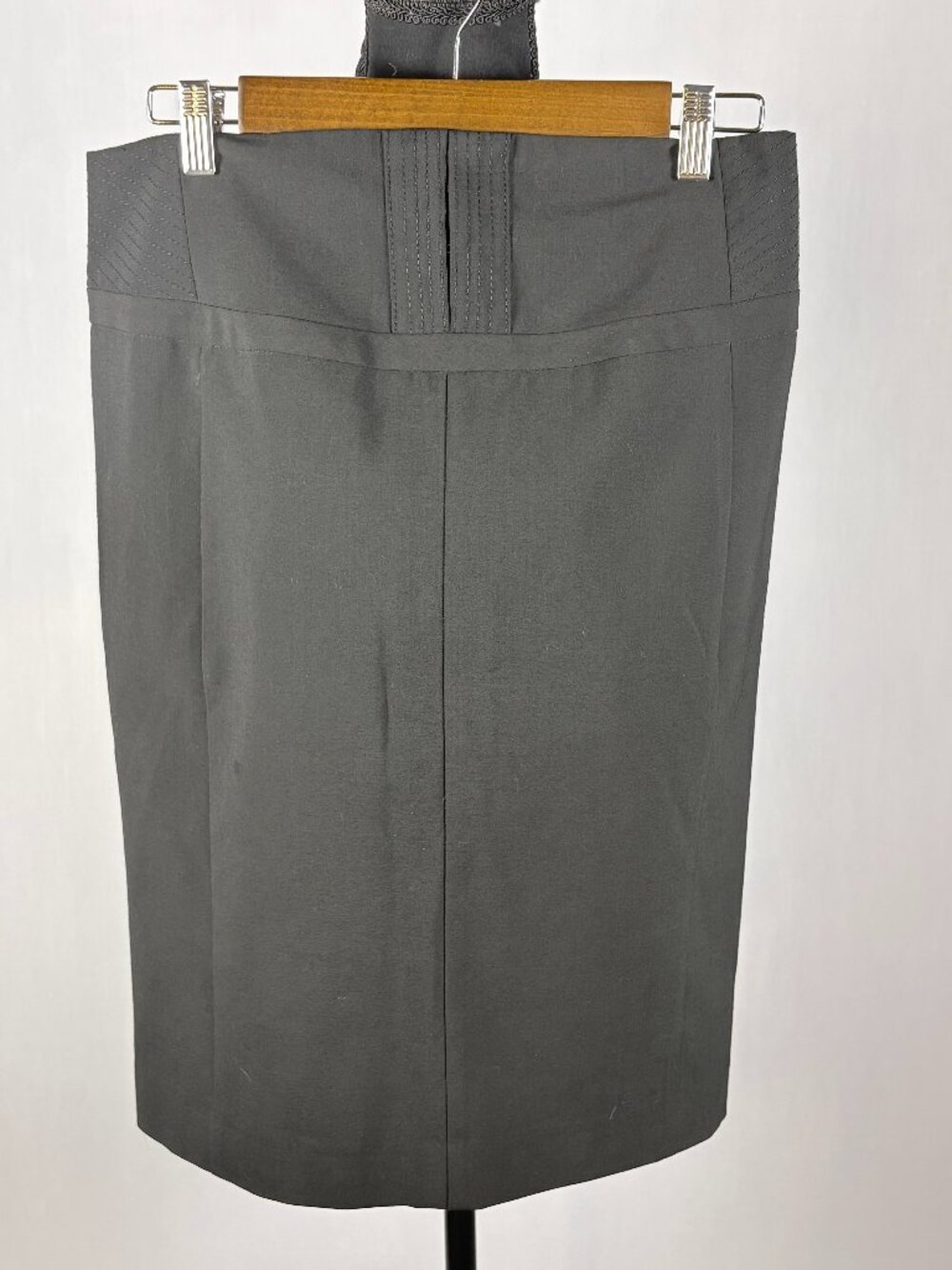 Express Design Studio | Black Pencil Skirt |  10 | Hook Eye + Leopard Detail